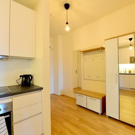 Ferienwohnung Self-Check-In With View&Free Parking Wien Exterior foto