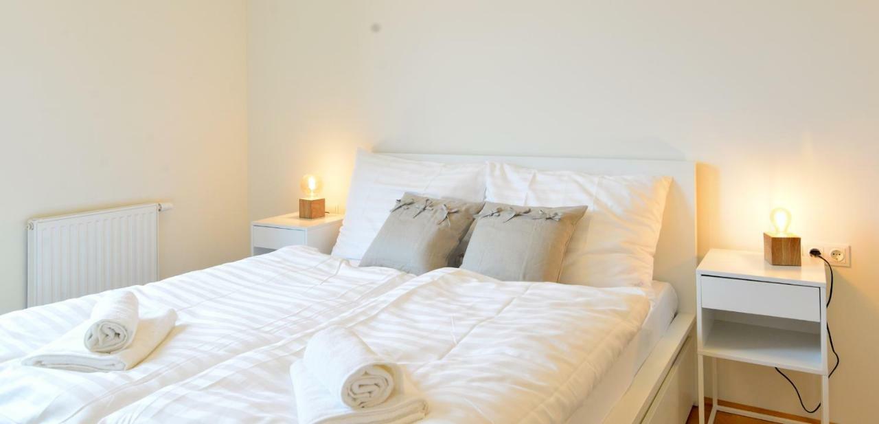 Ferienwohnung Self-Check-In With View&Free Parking Wien Exterior foto