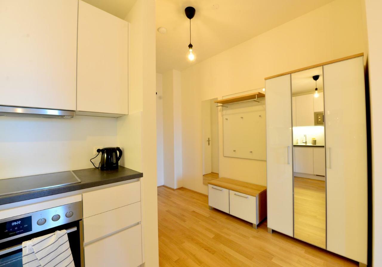 Ferienwohnung Self-Check-In With View&Free Parking Wien Exterior foto