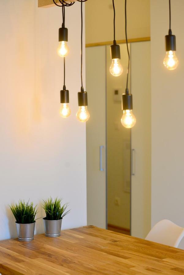 Ferienwohnung Self-Check-In With View&Free Parking Wien Exterior foto
